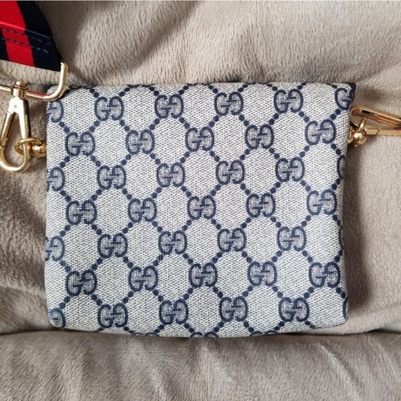 Authentic Vintage Gucci Crossbody Clutch Fanny Bum - Picture 4 of 12